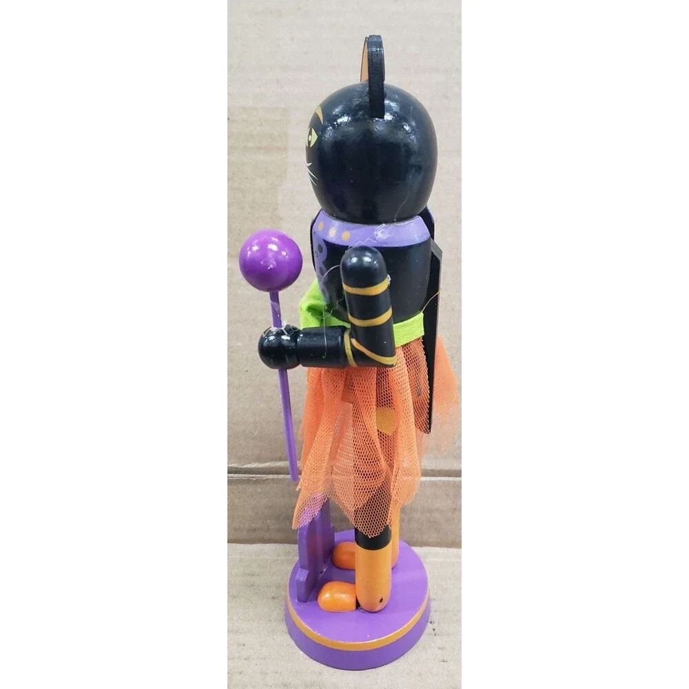Wooden Nutcracker, 9.5